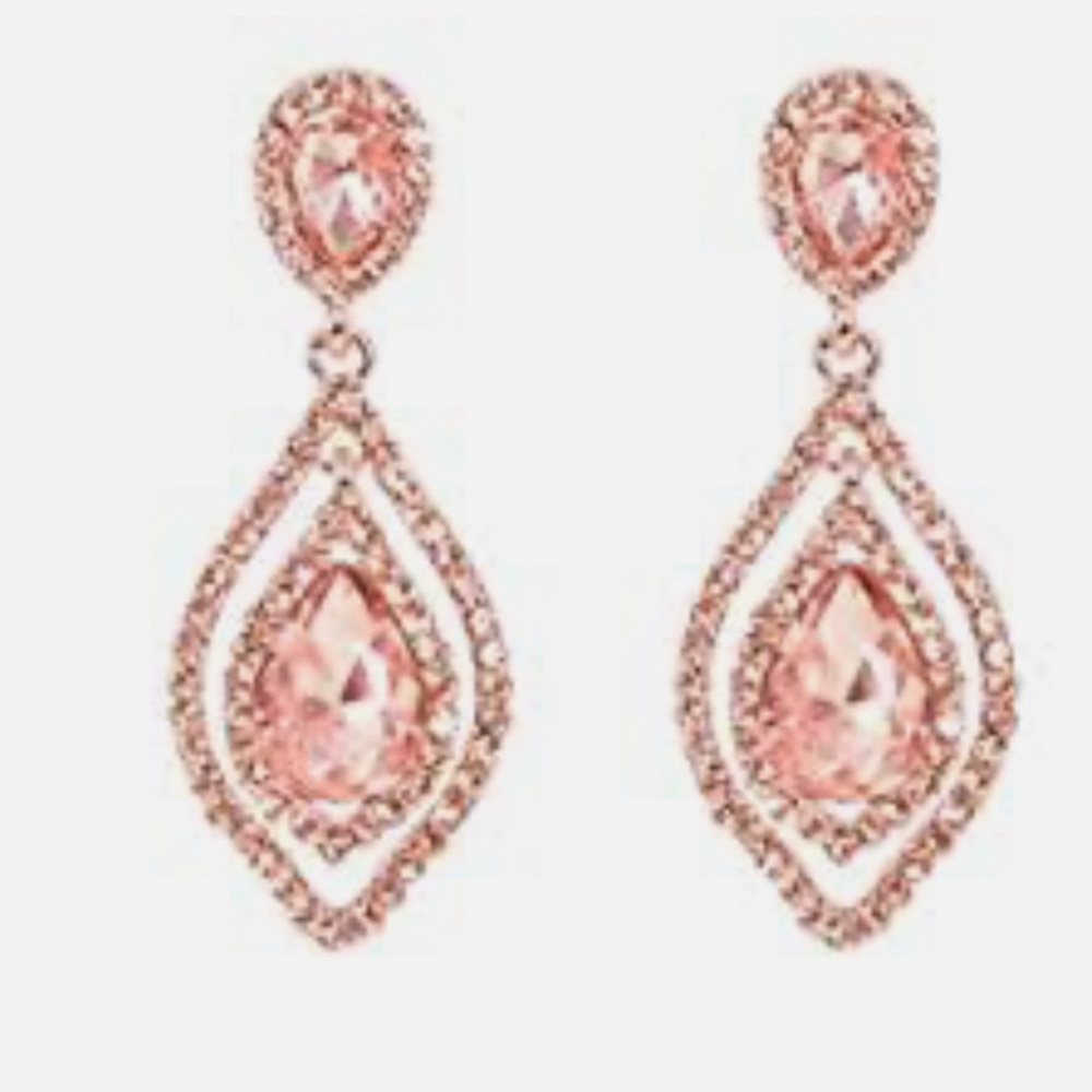 Pear shape pink crystal earrings